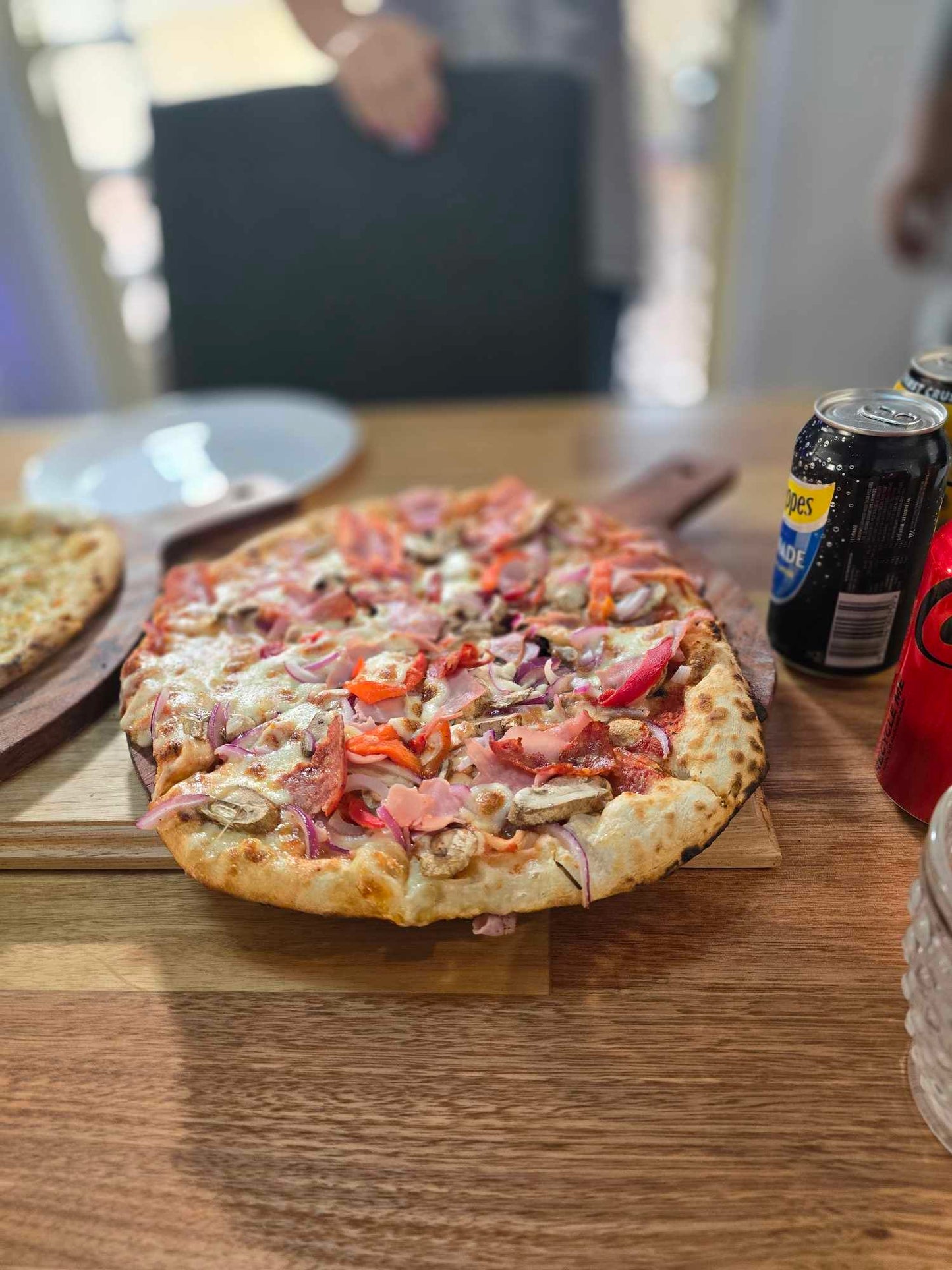 Wood fire pizza oven hire