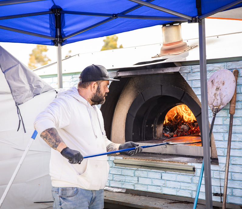 Wood fire pizza catering packages - L.A party and events hire