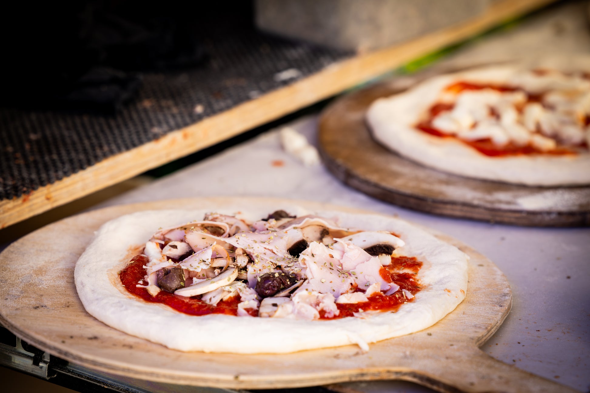 Wood fire pizza catering packages - L.A party and events hire